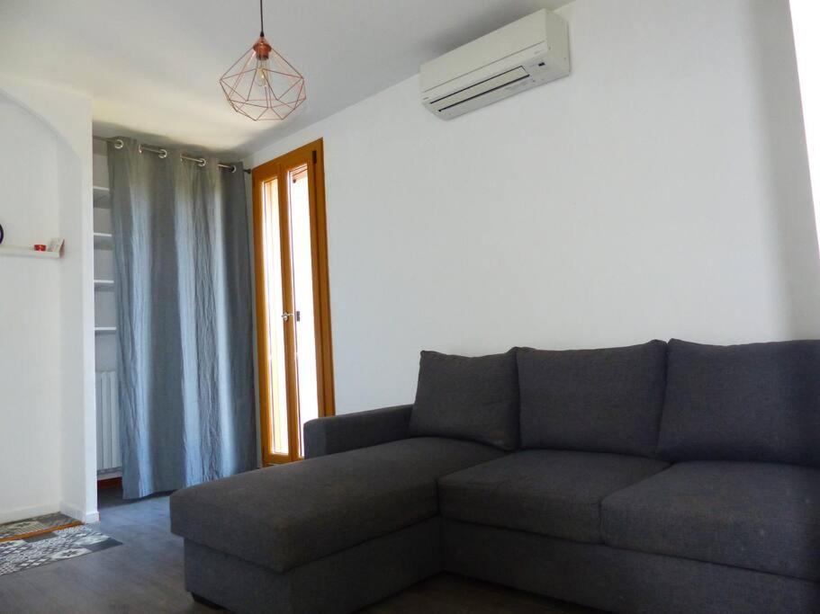 Appartement Dans Maison Brié-et-Angonnes Exterior foto